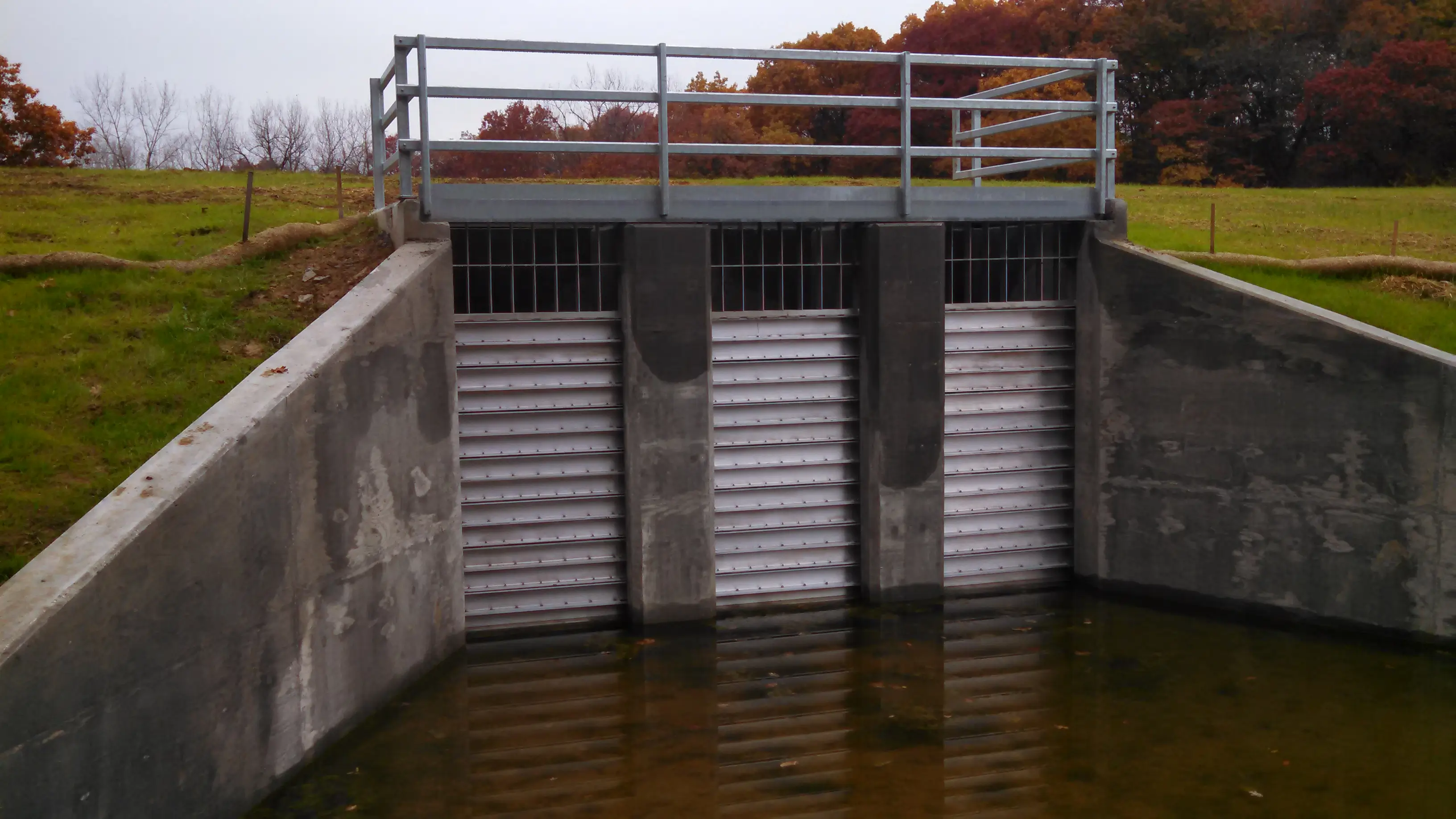 RW Gate - Experience Better Water Control
